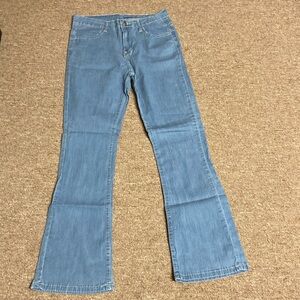 Unbranded stretch light weight juniors size M jeans